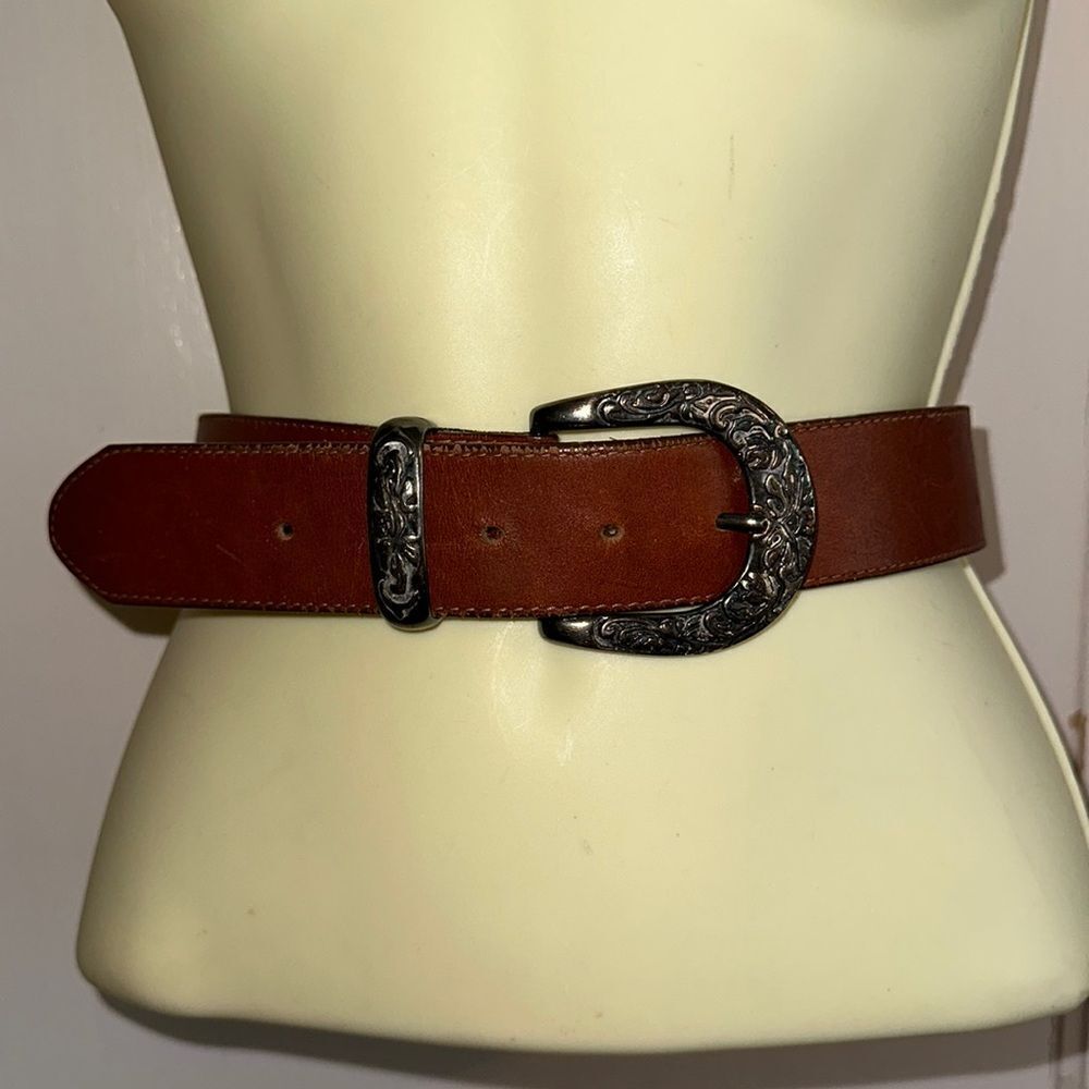 Vintage‎ L.L. Bean brown leather belt with ornate silver buckle